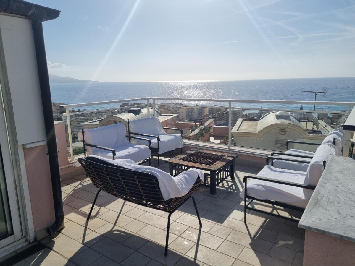 Dernier Etage D'Une Maison Roquebrune-Cap-Martin Exteriör bild