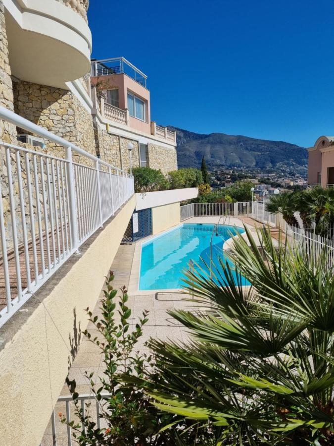 Dernier Etage D'Une Maison Roquebrune-Cap-Martin Exteriör bild